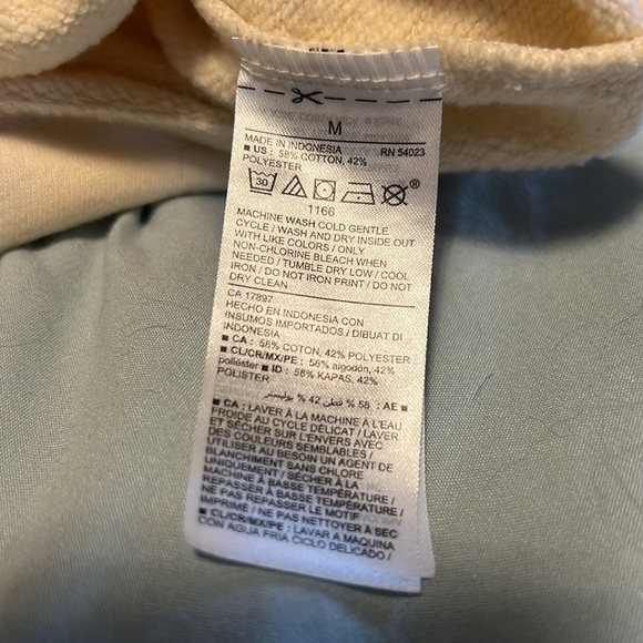 Old navy M hoodie - Picture 3 of 3